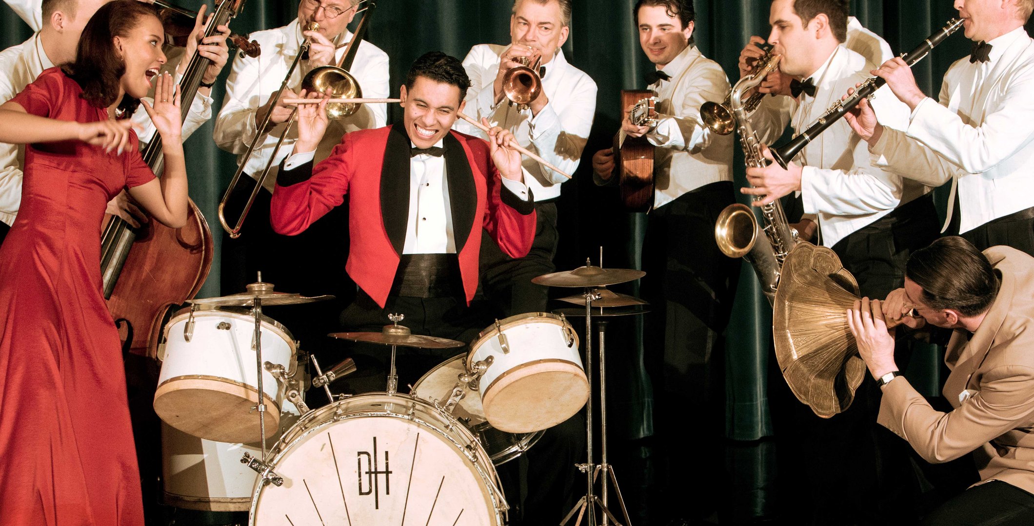 Christmas in Swing