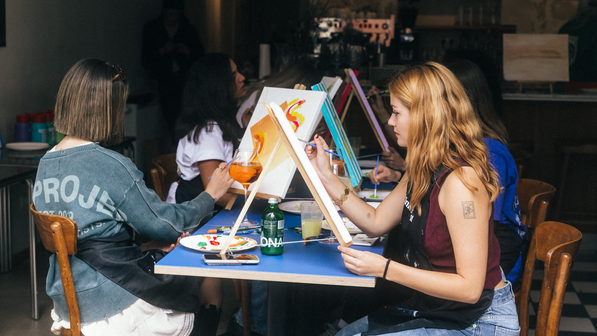 drink&paint: Abstrakte Frau – Bremen