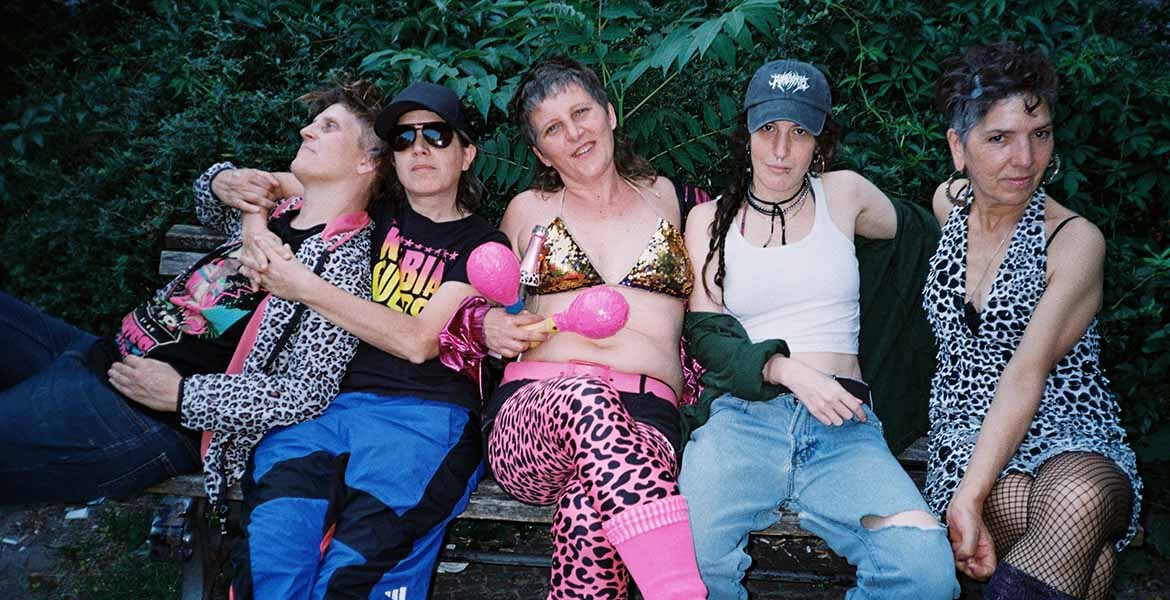 KUMBIA QUEERS